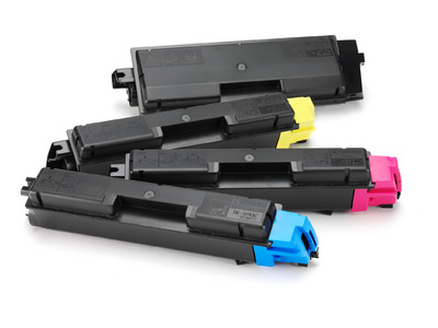 ÷ Tóner original kyocera tk-590y amarillo 5.000 páginas