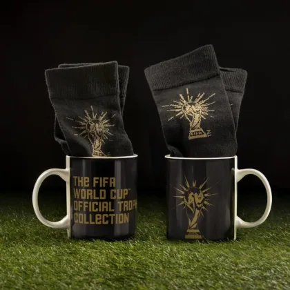 Paladone Set taza y calcetines fifa