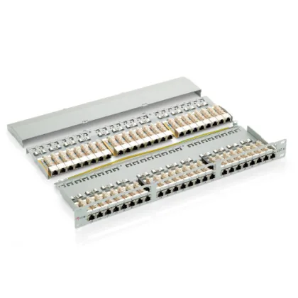 Equip ÷ Patch panel 48 puertos categoria 6 apantallado 1u color negro
